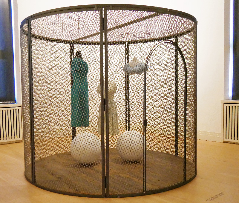 Louise Bourgeois, Cell (Clothes) (1996)